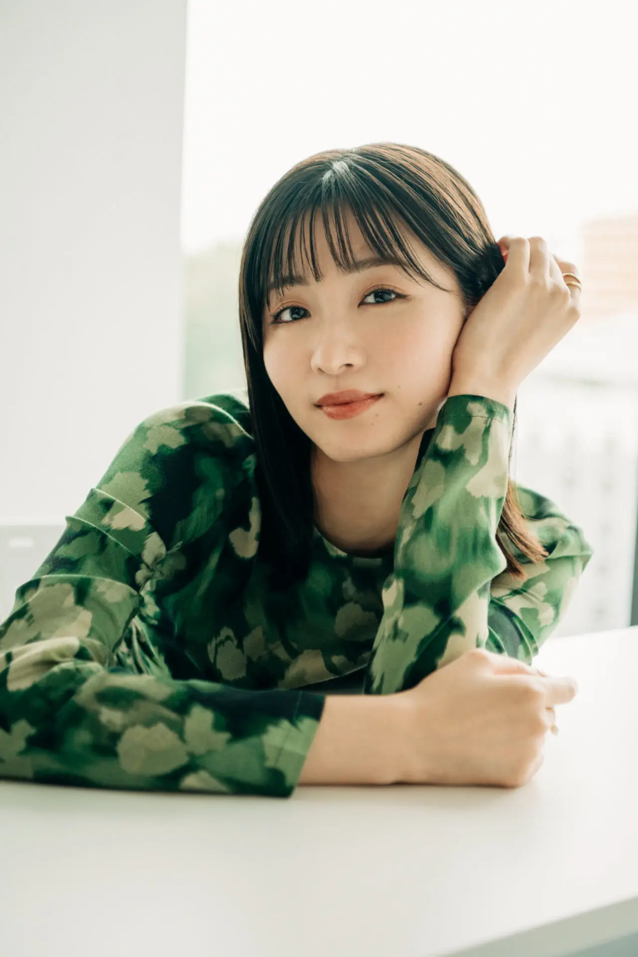 自分と向き合うきっかけになる映画になれば | 岡崎紗絵 「三姉妹の悩み