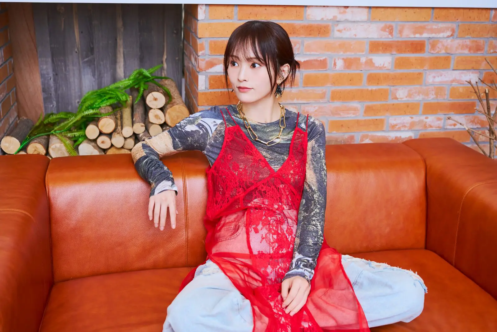 山本彩「今年はライブやリリースが充実した1年に。10周年に向け