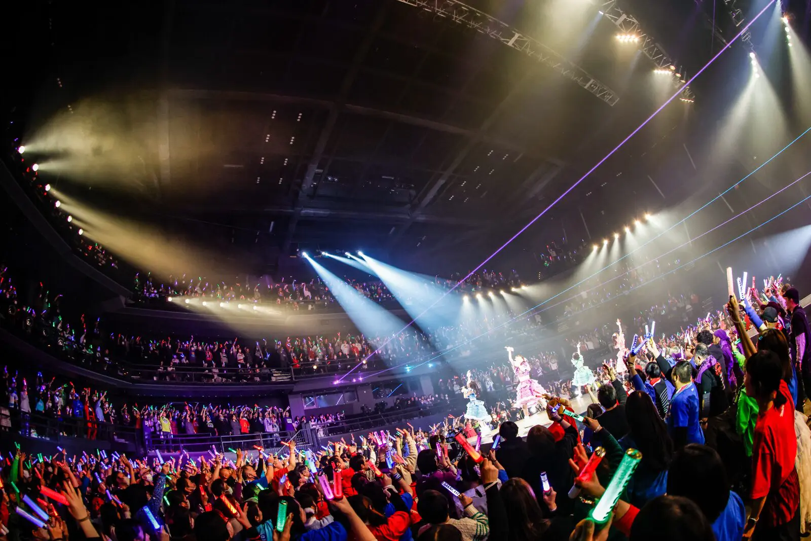 TEAM SHACHI 「TDCホールで新年初ライブ『決戦の鯱詣2025』を開催。 12